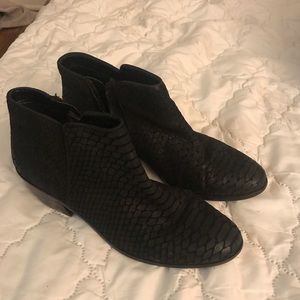 Sam Edelman calfskin black booties